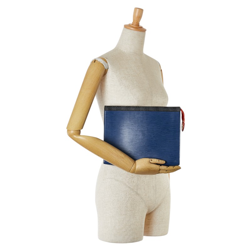 LOUIS VUITTON Epidamier Graffit Pochette Voyage MM Clutch bag