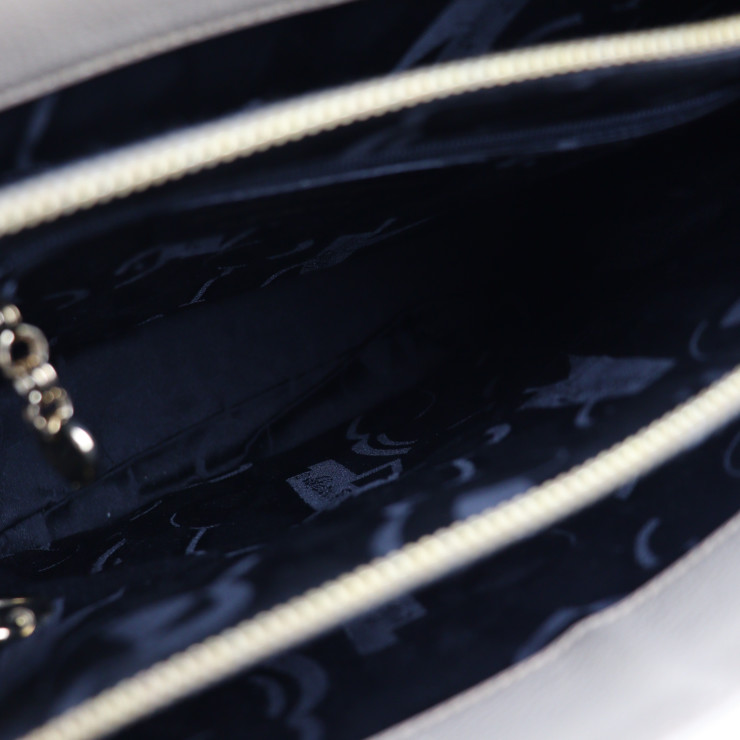 バッグ navy co Salvatore Ferragamo Gancini Shoulder Bag 21 4189 Leather Light