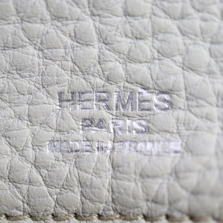 HERMES Handbag - Atlas 35 □ O stamp Taurillon Clemence pearl gray