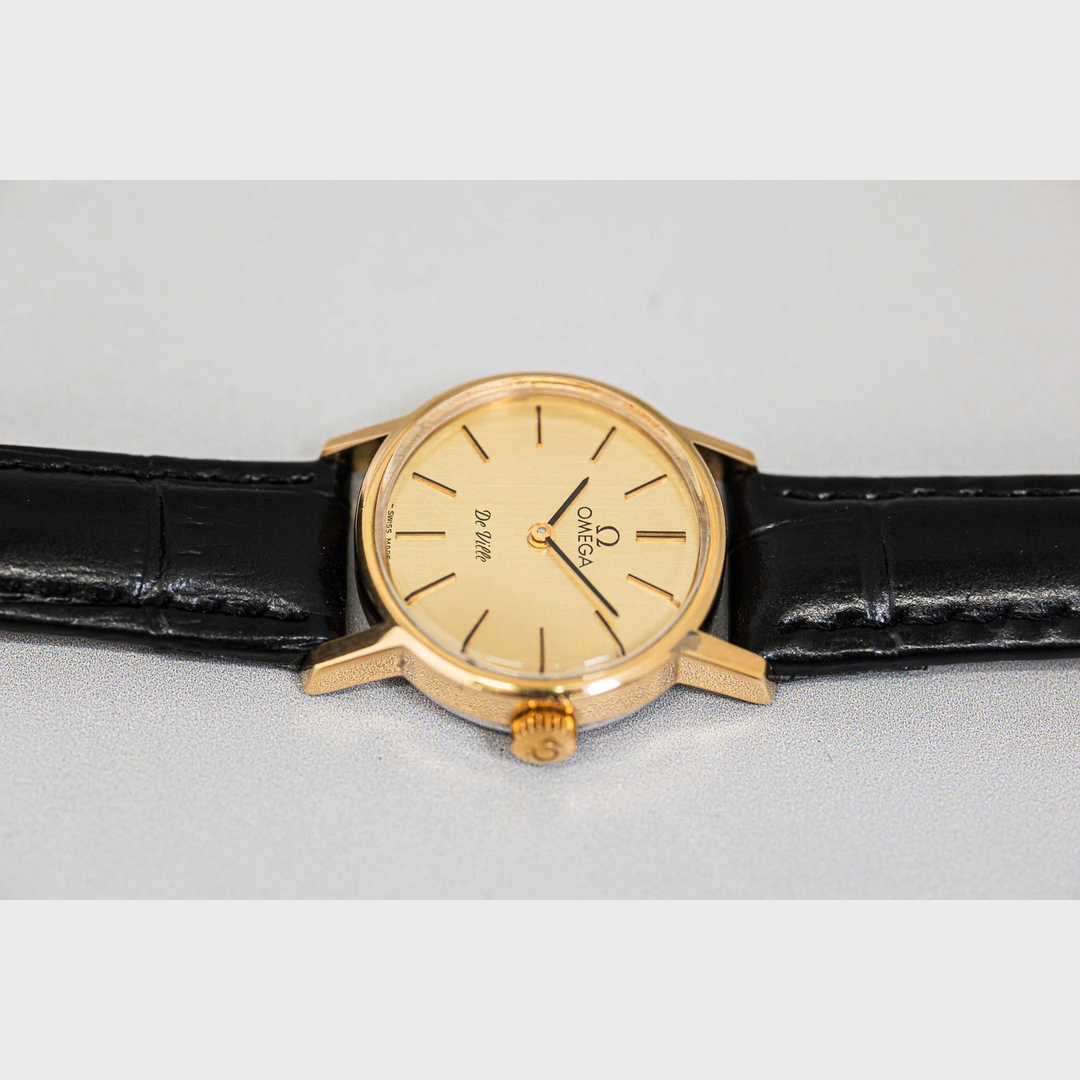 Vintage 1979 *NEAR MINT* OMEGA De Ville Cal.625 Manual Winding