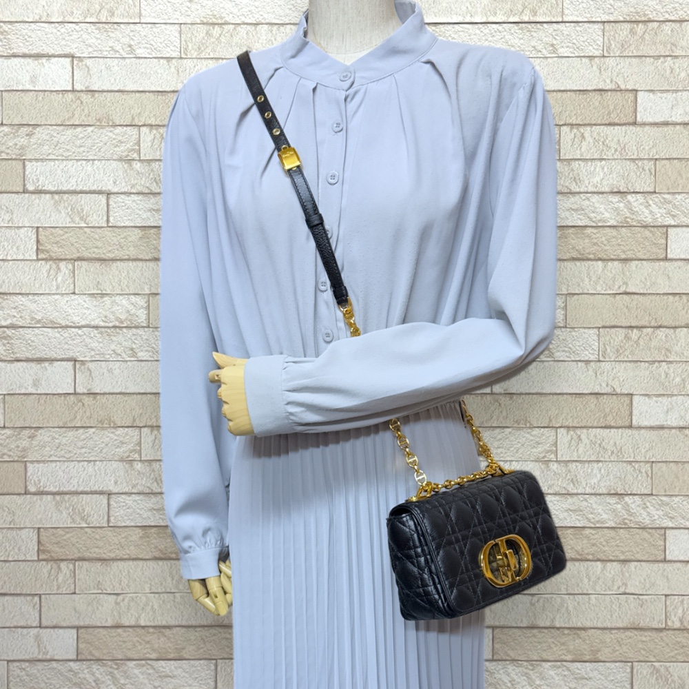 Dior Shoulder Bag M9241UWHC leather WChain Canage Dior Caro