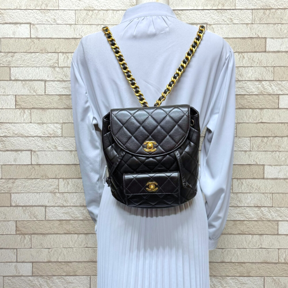 CHANEL Backpack Â· Daypack lambskin used | eBay display picture 1