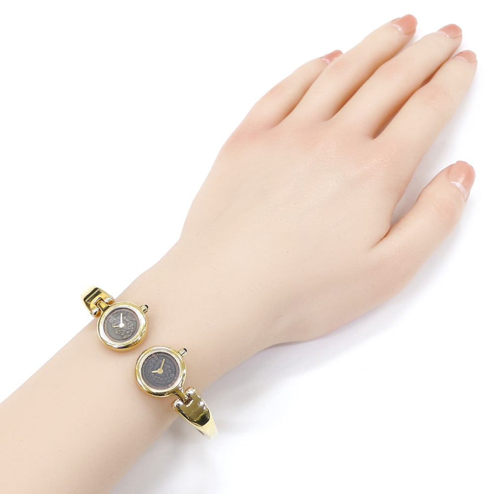 FENDI 2タイムゾーン　620L FENDI 2 time zone Watches 620L Gold Plated Bangle watch used