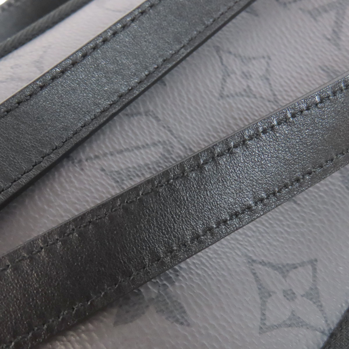 LOUIS VUITTON M69534 Shoulder strap Double phone pouch LOUIS VUITTON M69534 Shoulder strap Double phone pouch