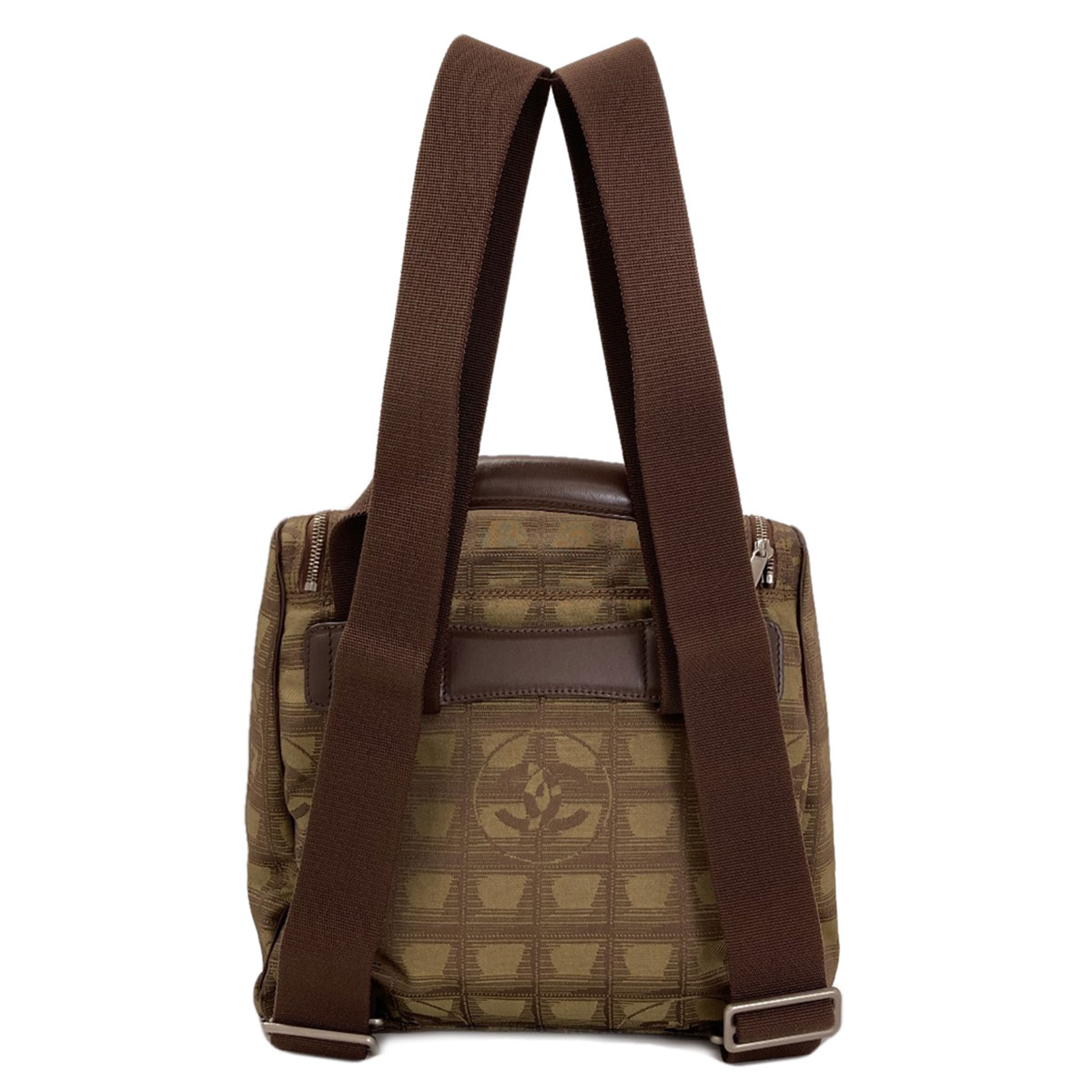 Chanel New Travel Line Silver Backpack Nylon Chanel Backpack Caviar Silver | SACLÀB main image 4