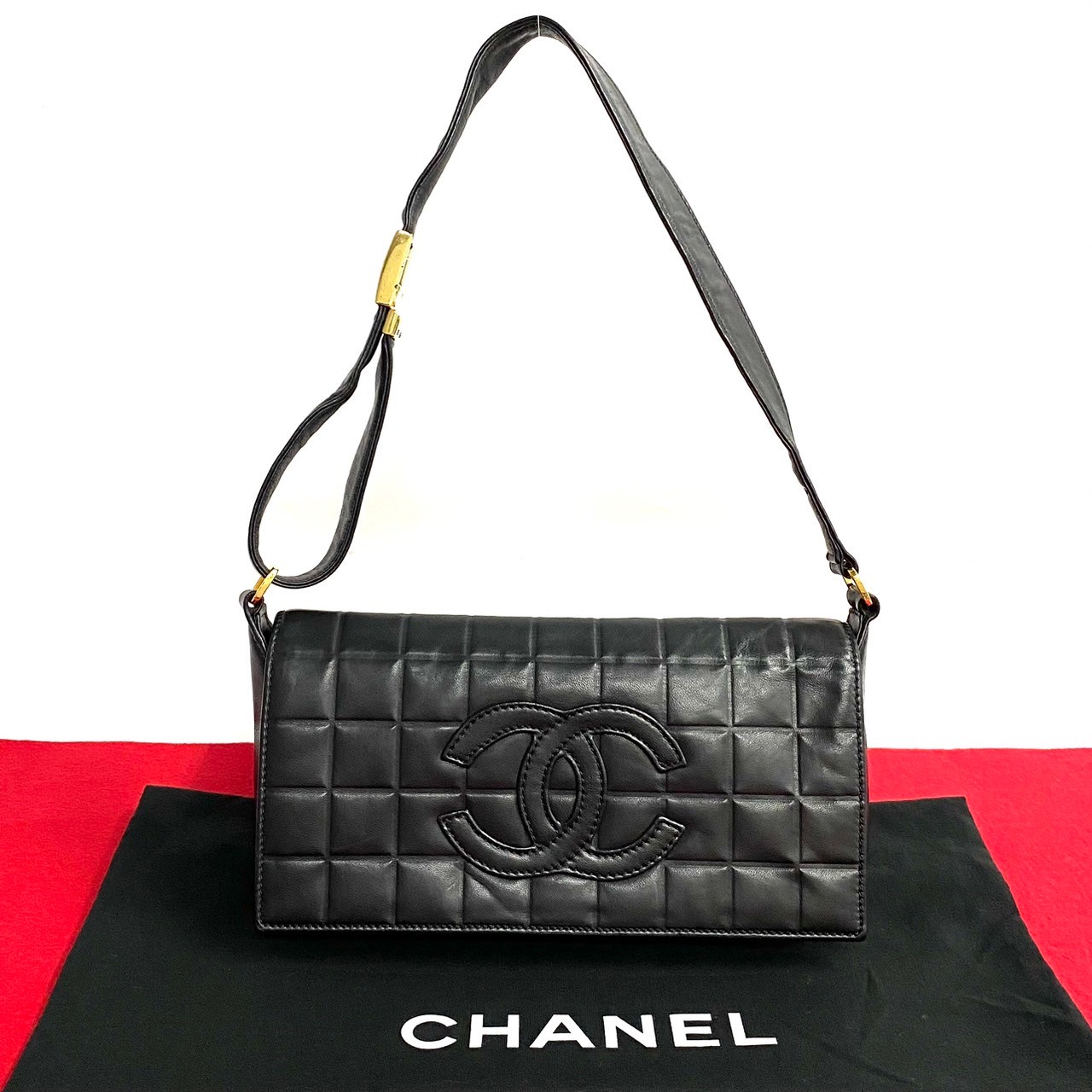 CHANEL Chocolate bar Shoulder Bag leather black 16831