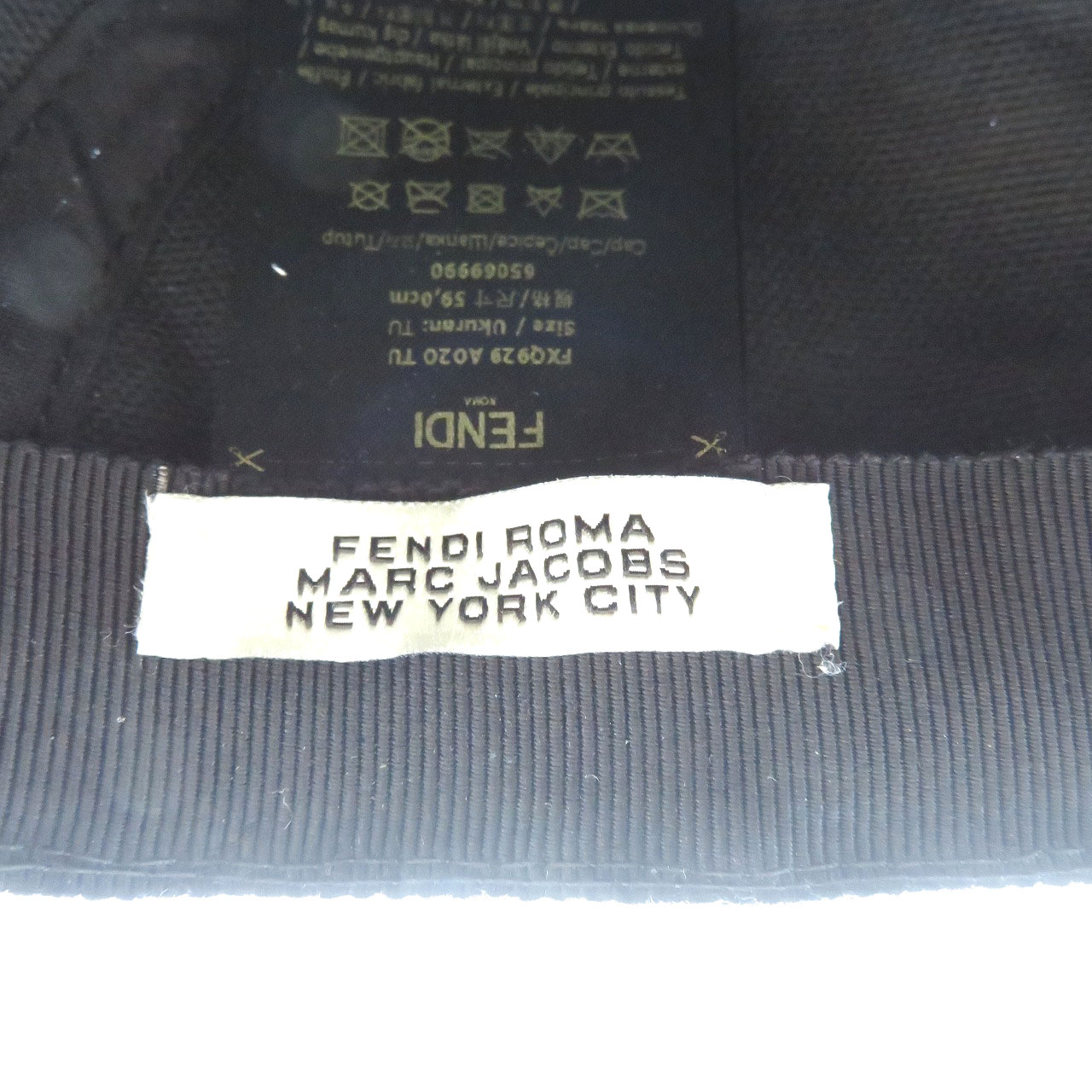 AUTHENTIC FENDI FXQ0929 AO2O F0QA1 Fendi x Marc Jacobs hat