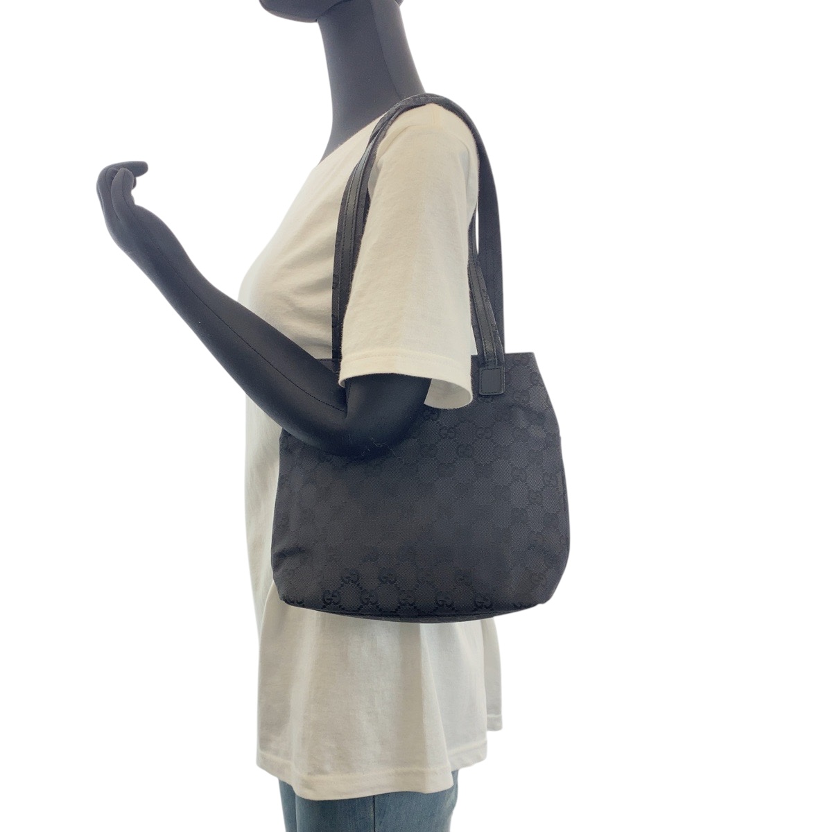 GUCCI 002 1075 Shoulder Bag Black Black SilverHardware GG