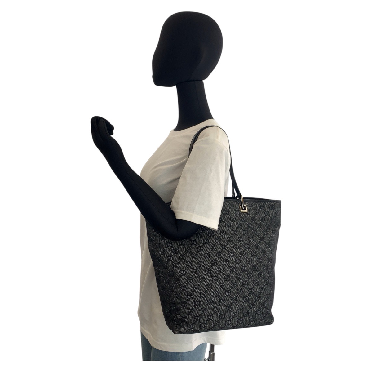 GUCCI ブラック タンクトップ
