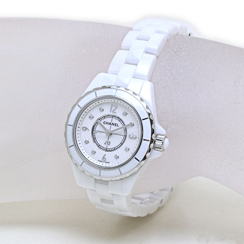 CHANEL J12 White Ceramic Diamonds H2570 MOP Women display picture 1