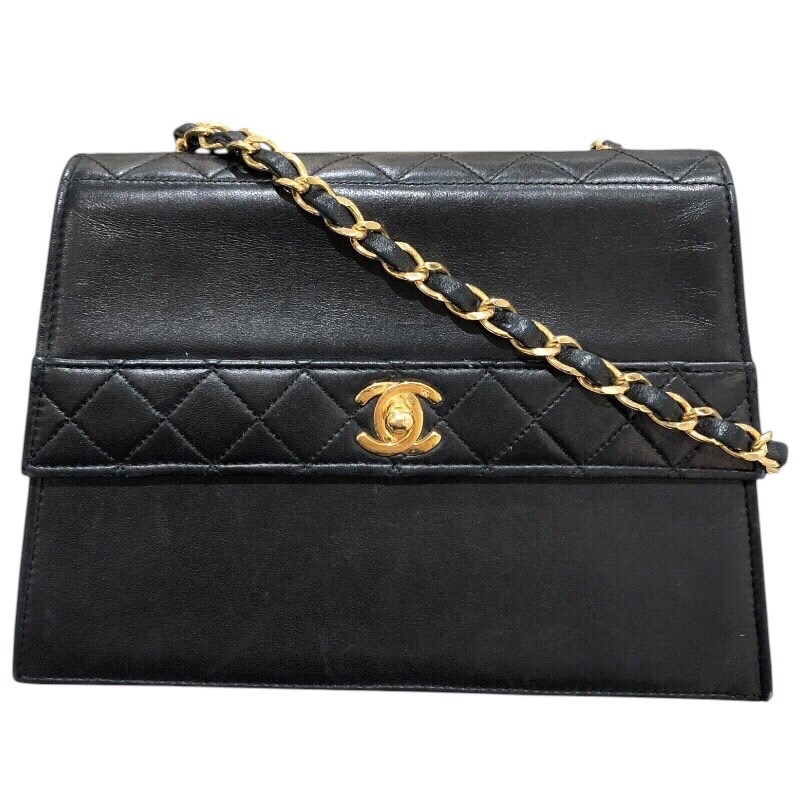 CHANEL Matelasse Trapezoid ChainShoulder 17番台 Shoulder Bag Japan ookura