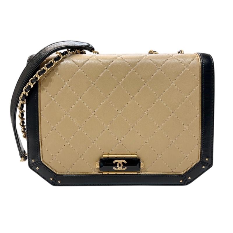 CHANEL Matelasse Chain flap bag Shoulder Bag Japan ookura