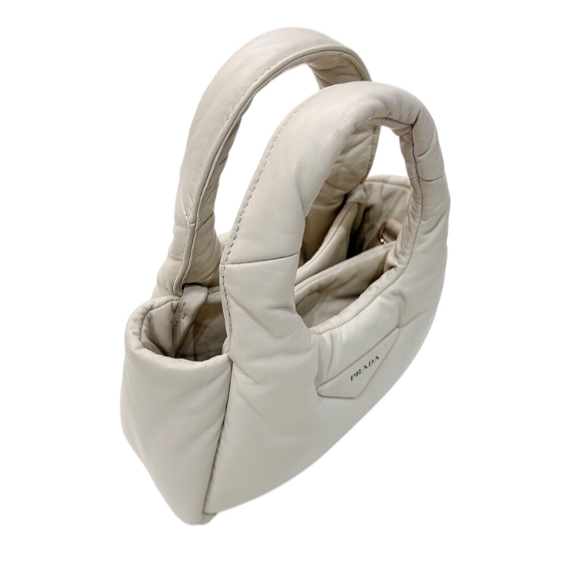 アウトレット【PRADA】PADDED SOFT NAPPA ハンドバック 1BA359 Prada 1Ba359 Soft Padded Nappa Leather Mini Bag | eBay