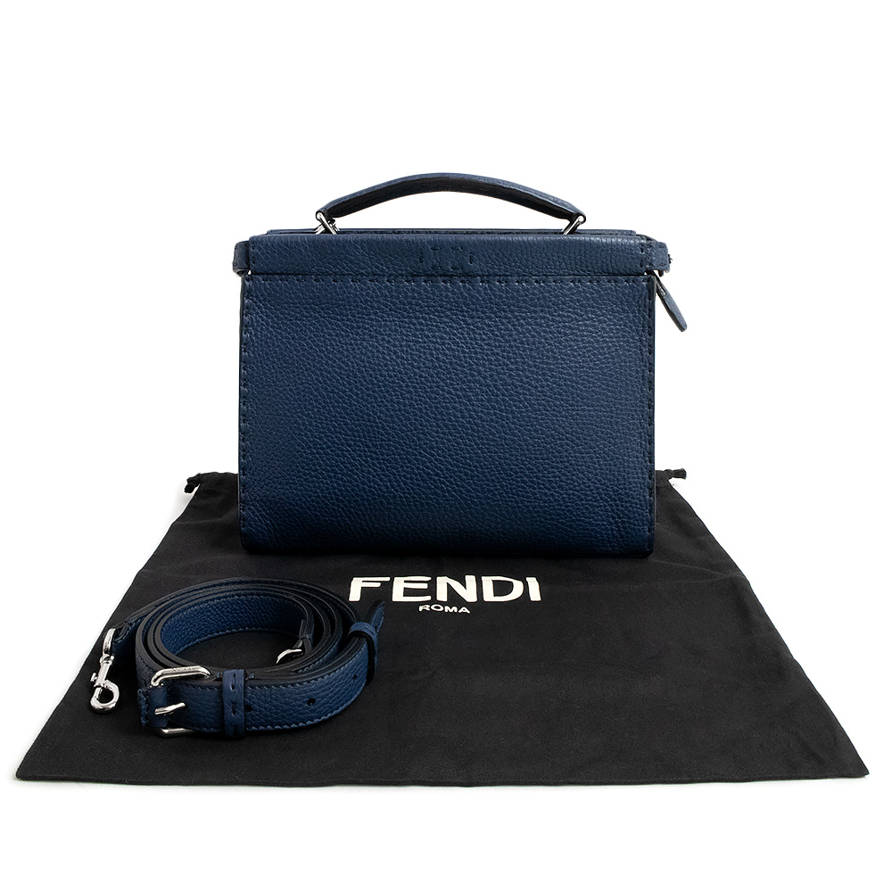 FENDI ブラック キャミソール 42 FENDI Selleria Peekaboo Fit Mini Handbag Roman calfskin