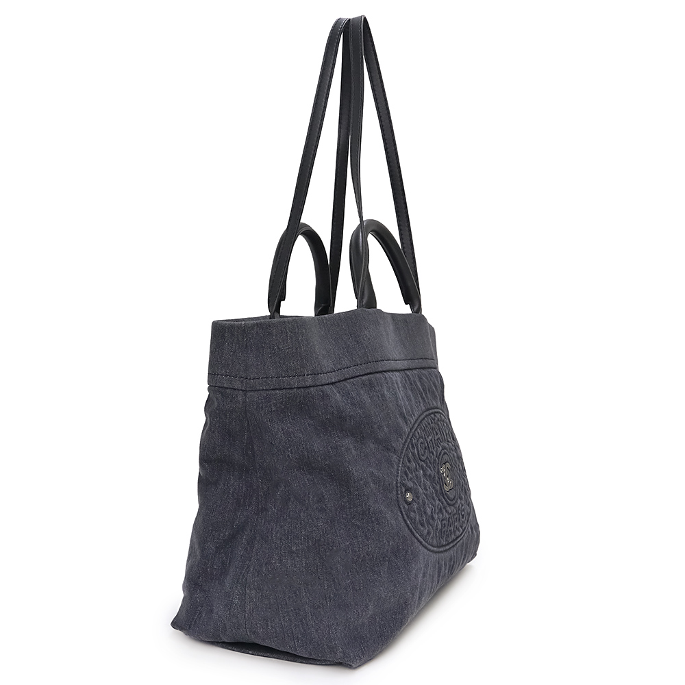 CHANEL CC Logo Matelasse Handbag Denim & Calfskin, Black
