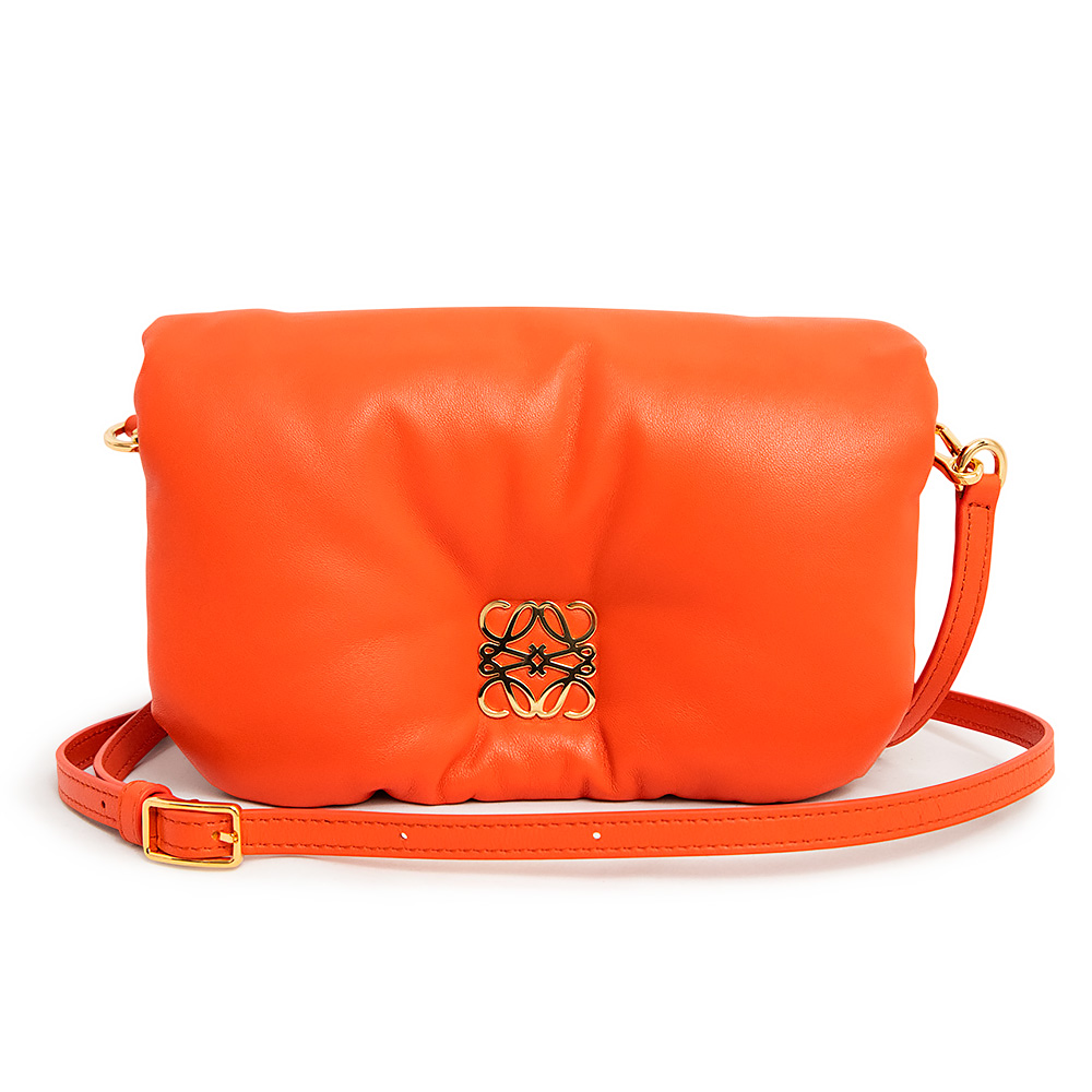 VIPセール♪♪【LOEWE】GOYA PUFFER MINI BAG A896W56X01 CAMEL Goya Puffer Mini Bag Camel | The Webster