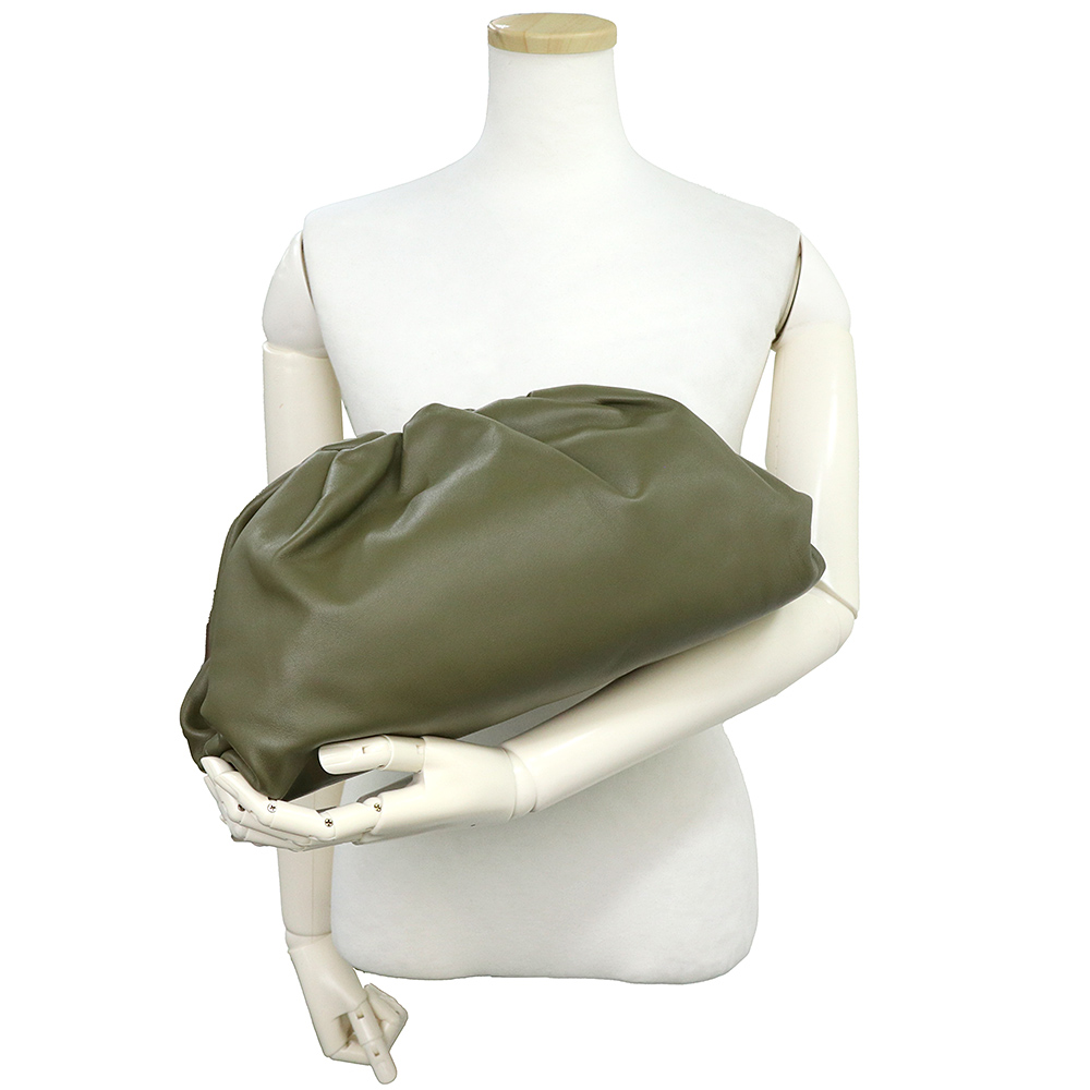 直営店☆BOTTEGA VENETA☆THE POUCH ロゴ レザー クラッチバッグ 楽天市場】ボッテガヴェネタ BOTTEGA VENETA 576227 VBIU5