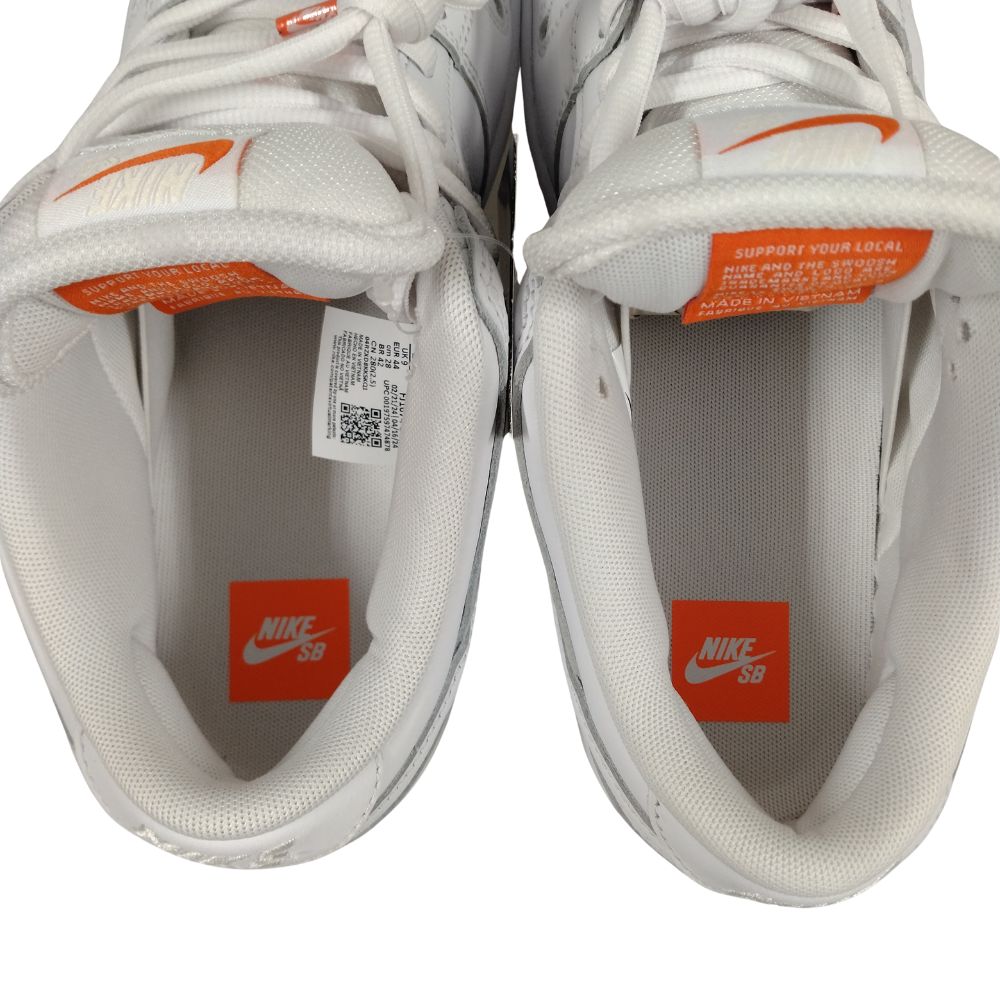 NIKE FJ1674-100 NIKE SB DUNK LOW PRO Triple White Shoes