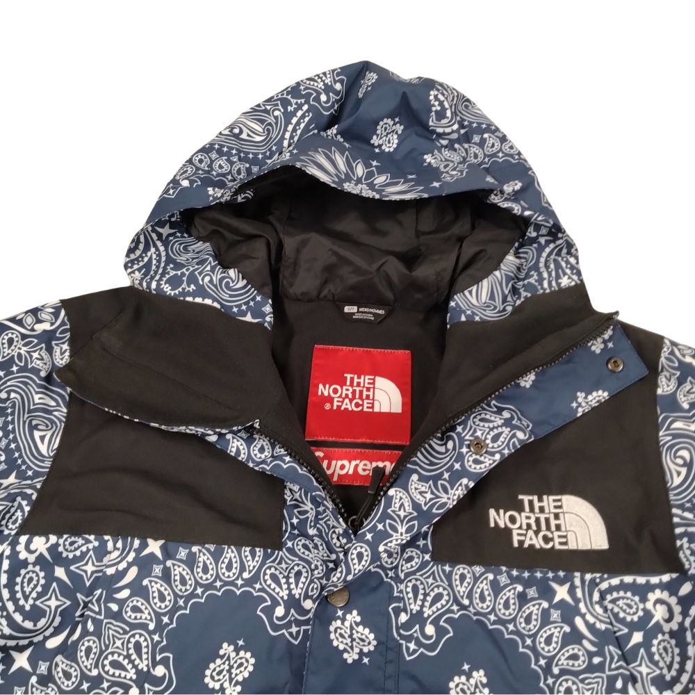 SUPREME x THE NORTH FACE NP514001 Bandana Mountain Parka SUPREME x THE NORTH FACE NP514001 Bandana Mountain Parka