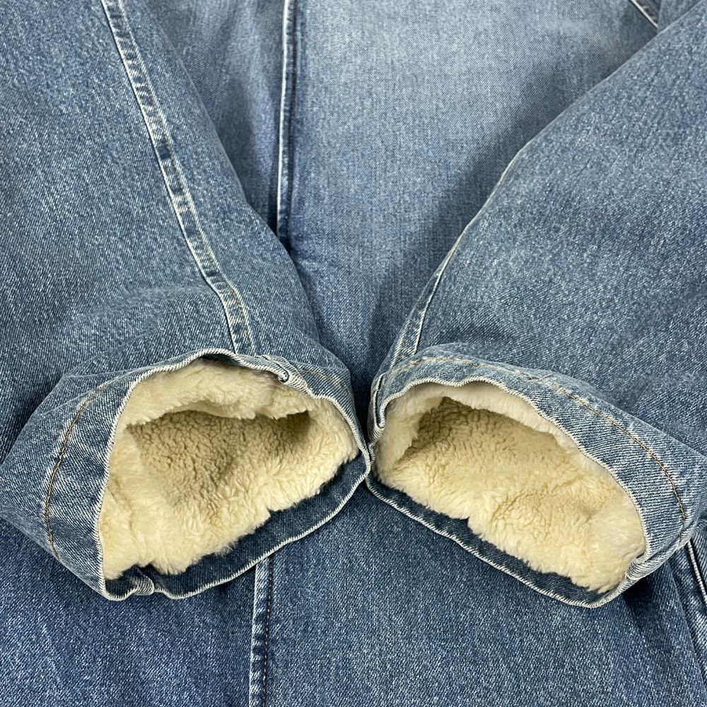 ブルゾン Balenciaga Giubbino In Jeans New: Patched Denim Jacket & Loose Fit Jeans from Balenciaga
