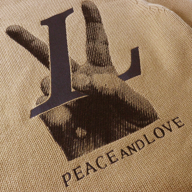 Beautiful Louis Vuitton Cashmere x Vicuna Hand LV Embroidery Crew