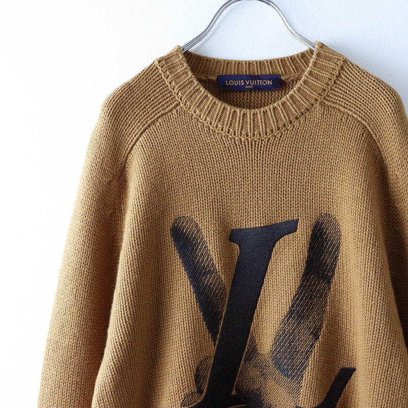 LOUIS VUITTON パッチ付きニット Beautiful Louis Vuitton Cashmere x Vicuna Hand LV Embroidery Crew