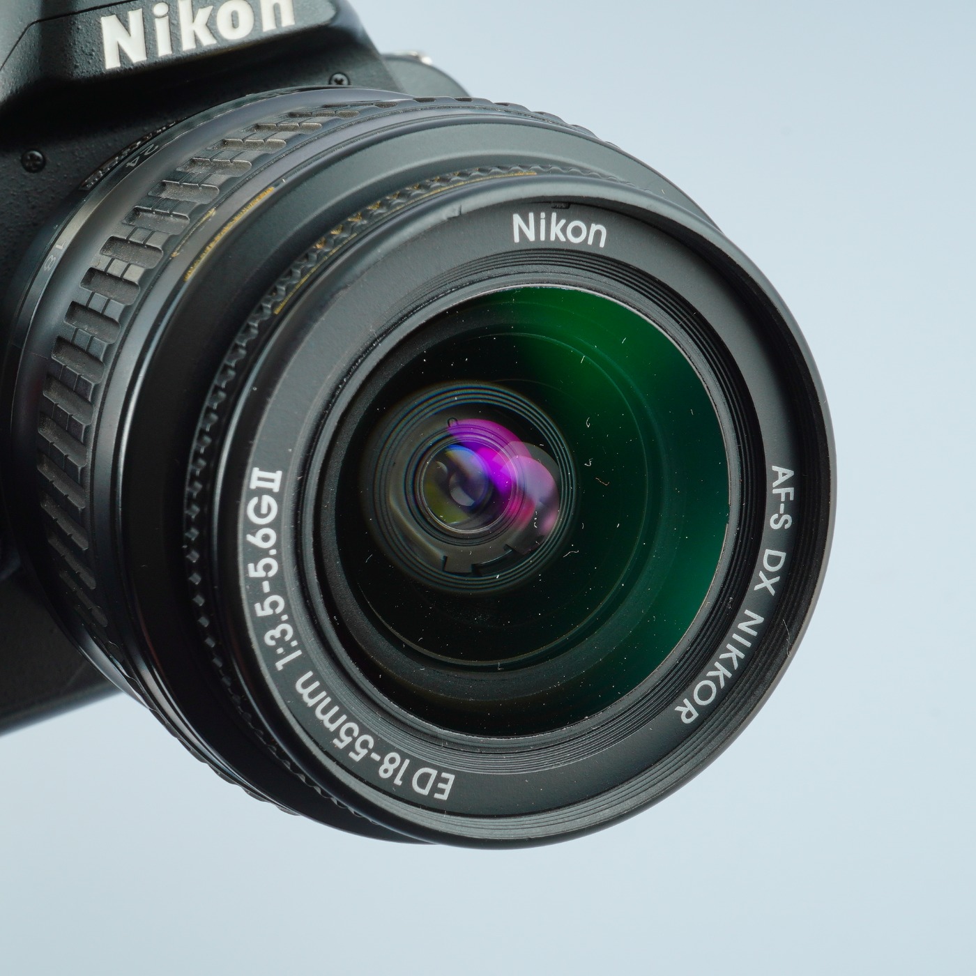 EXCELLENT Nikon D40 ＋AF-S DX NIKKOR 18-55mm F/3.5-5.6 GⅡ