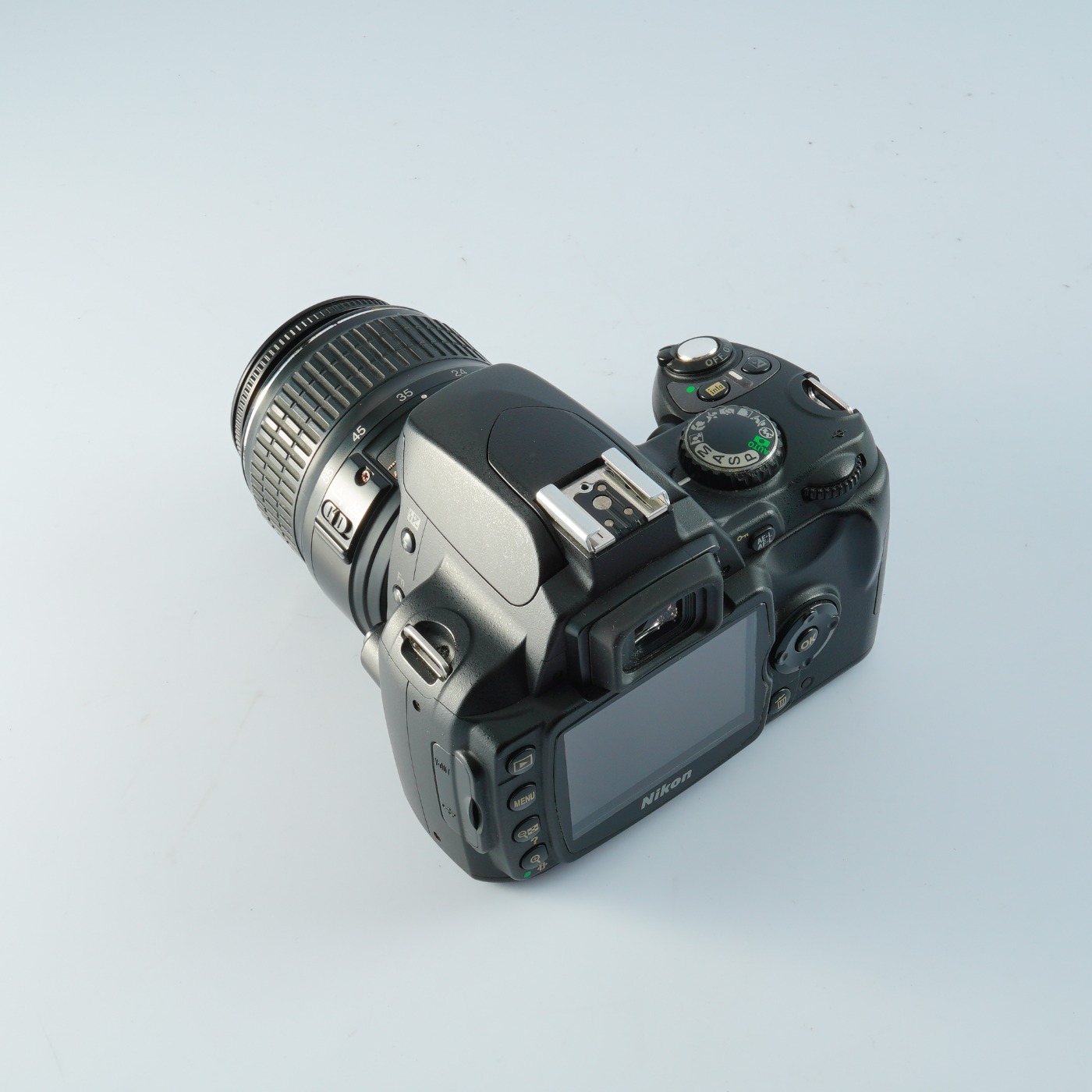 EXCELLENT Nikon D40 ＋AF-S DX NIKKOR 18-55mm F/3.5-5.6 GⅡ