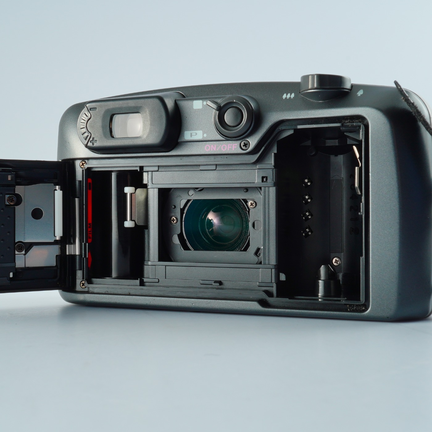 EXCELLENT PENTAX Espio 140 ( IQ Zoom ) Point & Shoot Film