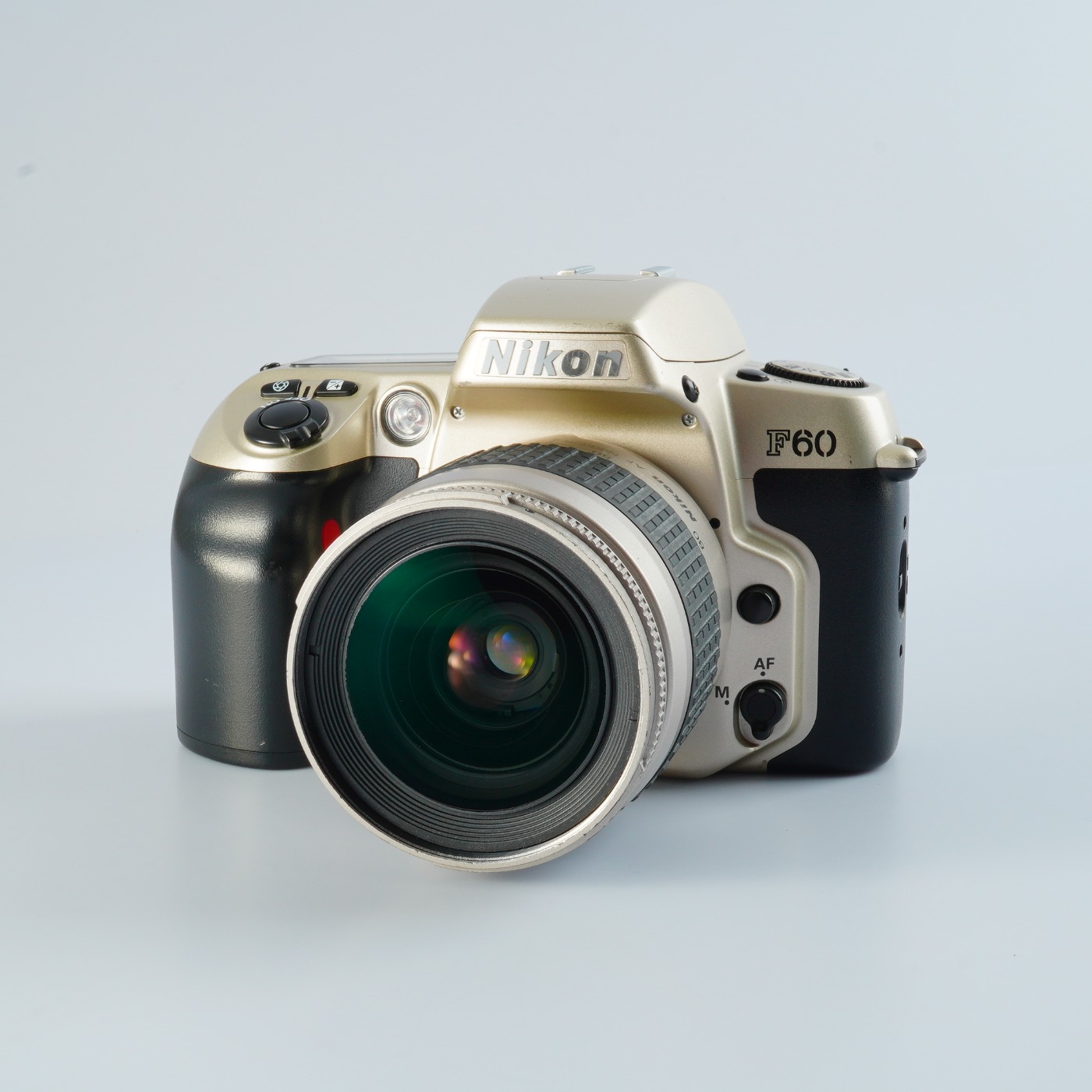 EXCELLENT Nikon F60 ( N60 ) + AF Nikkor 28-80mm F/3.3-5.6G