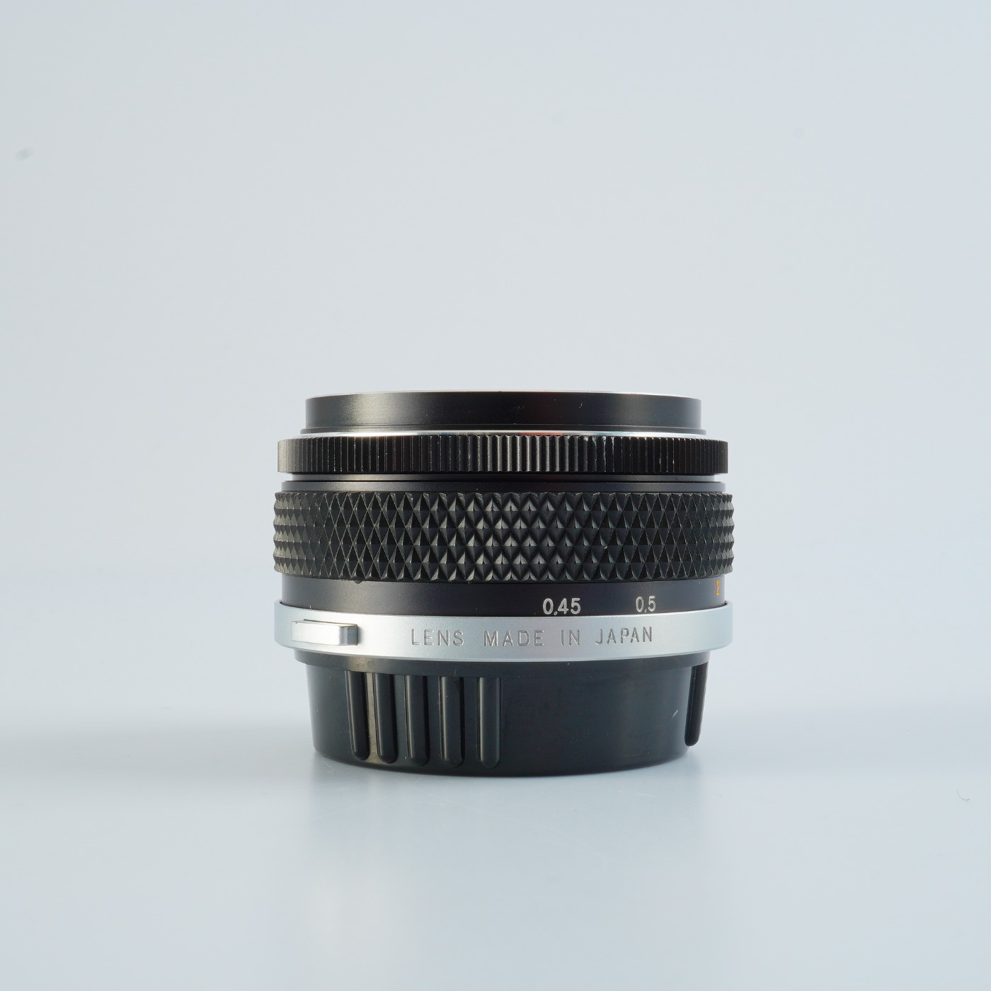 EXCELLENT OLYMPUS OM System F.Zuiko Auto-S 50mm F/1.8 Prime Lens