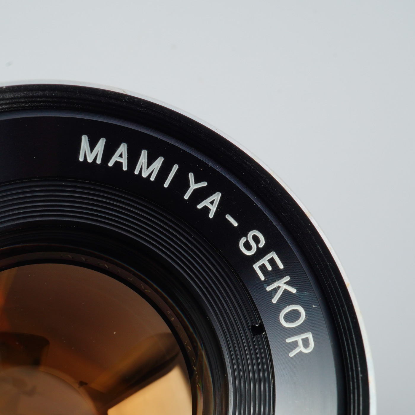 フィルムカメラ MAMIYA C220 PROFESSIONAL + SEKOR 80mm マミヤC220プロフェッショナル + Sekor 80mm/F3.7 中古カメラ