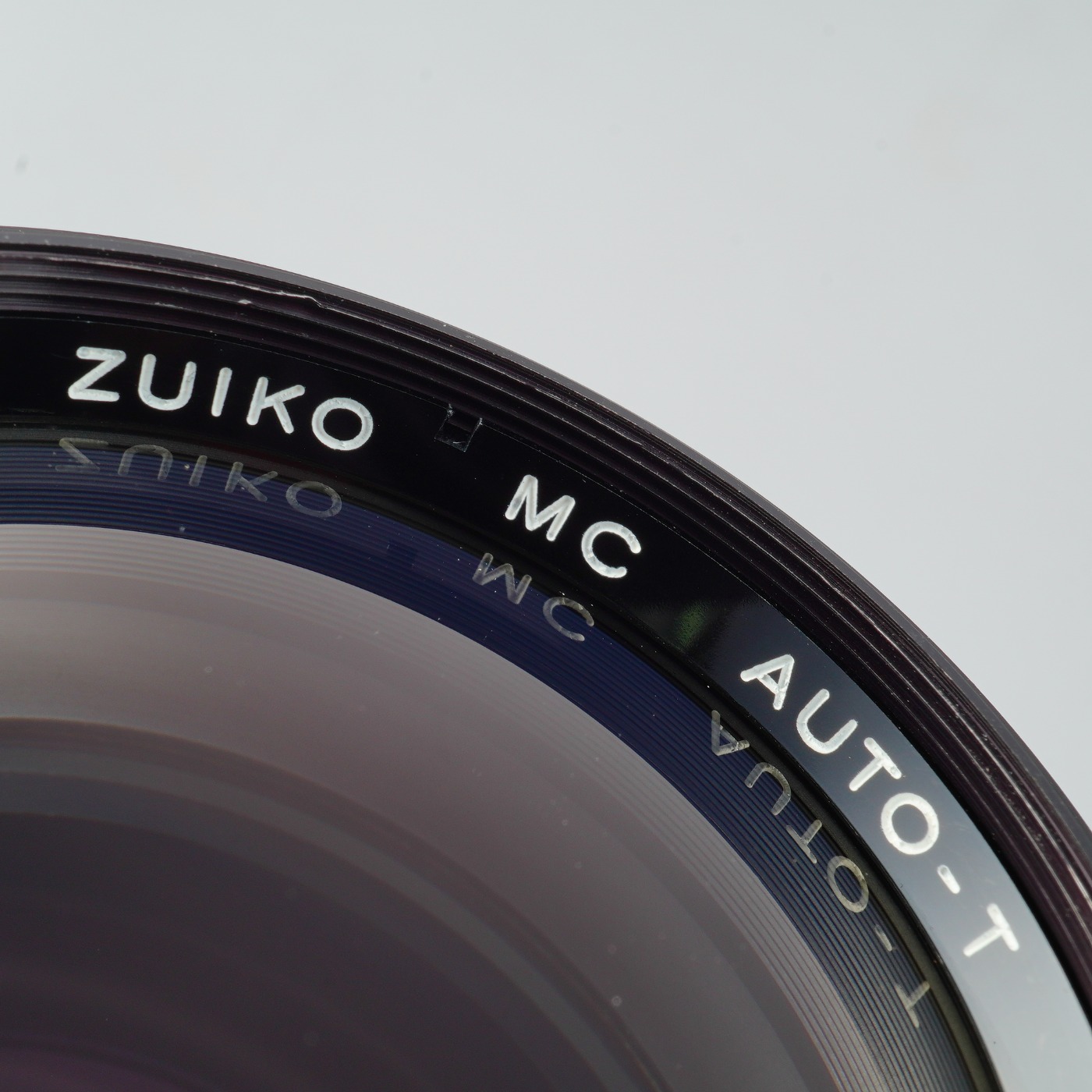 EXCELLENT OLYMPUS OM-SYSTEM ZUIKO MC AUTO-T 200mm F/4 Prime Lens