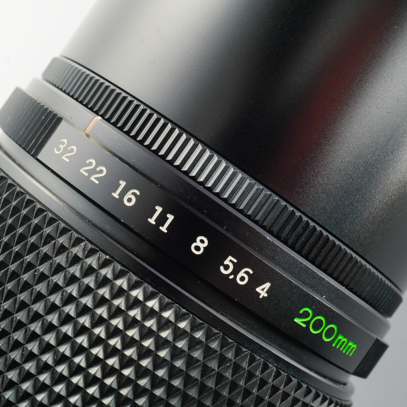 EXCELLENT OLYMPUS OM-SYSTEM ZUIKO MC AUTO-T 200mm F/4 Prime Lens