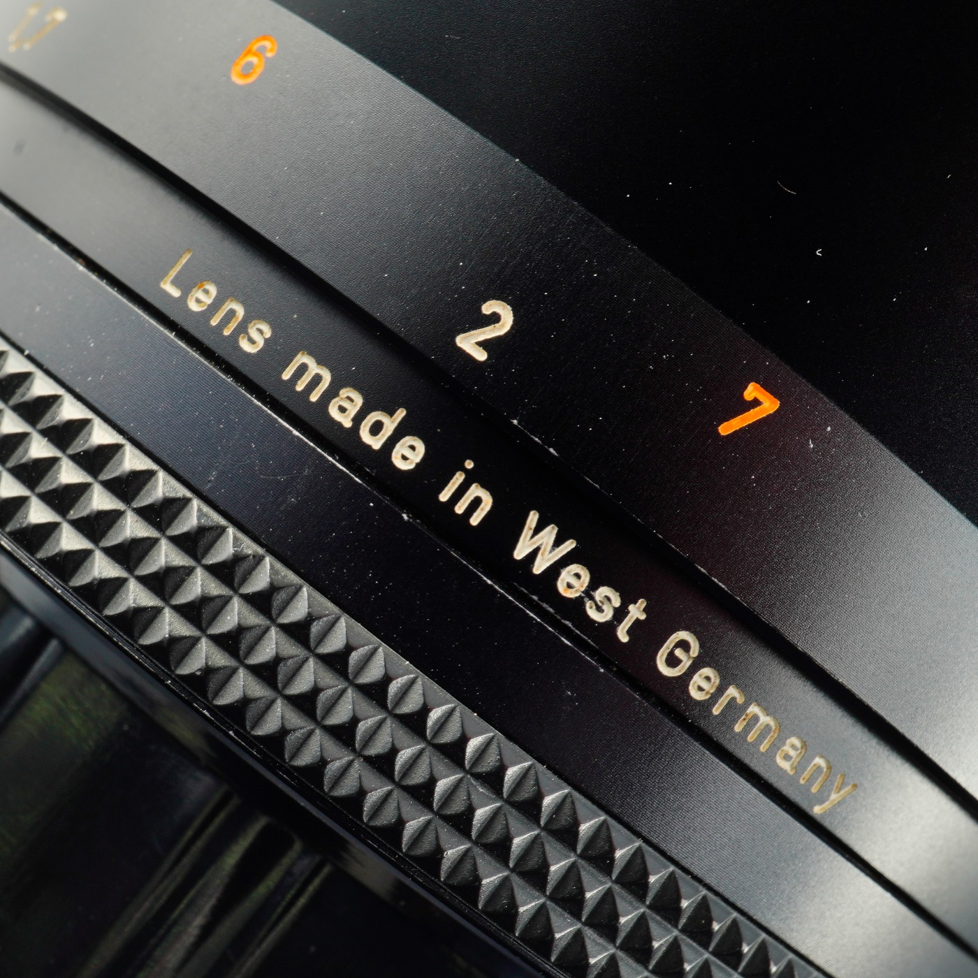 VERY GOOD CONTAX Carl Zeiss Sonnar T* 180mm F/2.8 AEG Prime Lens